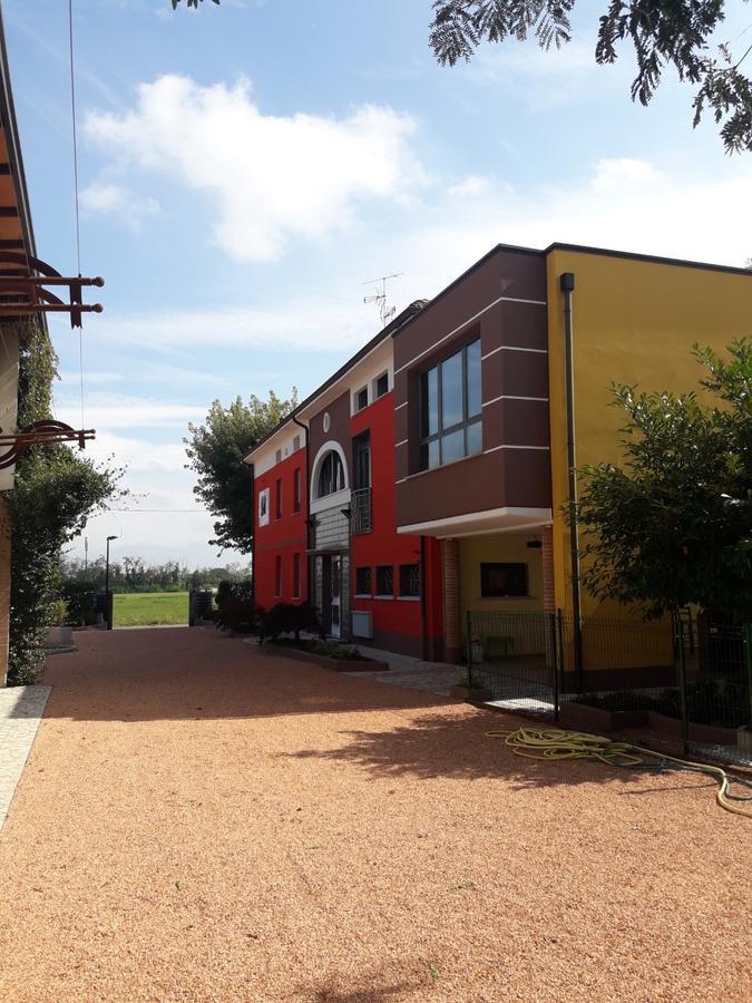Dolce Vita Lovely Suites Cavriago Εξωτερικό φωτογραφία